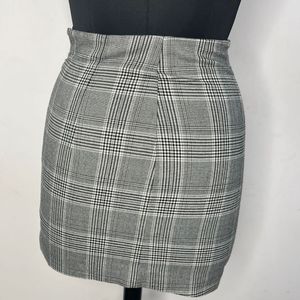 Grey check skirt