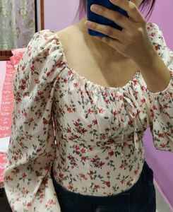 Floral Puff Sleeve Top
