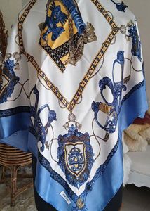 Unisex Vintage Scarf