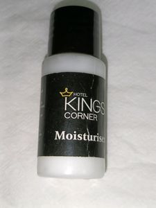 Men Combo Of 2  Branded Moisturizers.