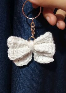 Crochet White bow Keychain✨️🫶☁️