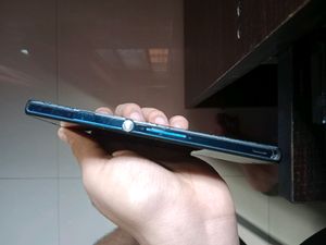 Only In Rs-999 Flagship Sony Xperia Z Phone