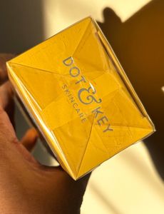 Dot &amp; Key Sunscreen