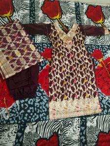Elegant Purple Gold Pant Kameez