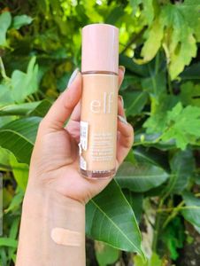 e.l.f. Halo Glow Shade 1 Fair,Used for Swatch Only