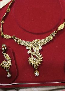 Golden Diamond Jewellery Set( Necklace &amp; Earrings)