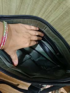 Stylish Black Handbag