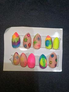 Colorful Press-On Nail Set