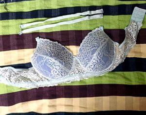 Lacy Clovia Bra With Removable Straps