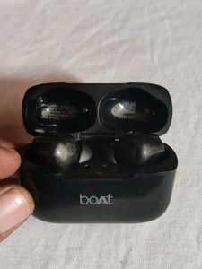 boAt Airdopes 161