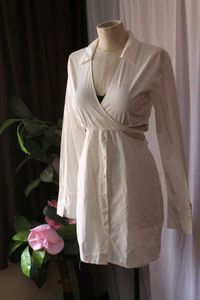 H&amp;M White Tie Up Dress