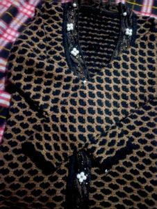 Elegant Knitted Cardigan