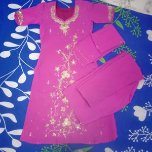 Elegant Pink Kurta Set
