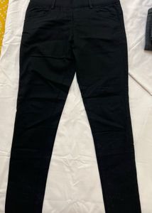 Black Slim Stretchable Jeans