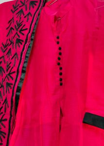 Doriya Kurta With Dupatta Thread Embroidery
