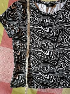 Abstract Print Max Black&amp;White Tshirt
