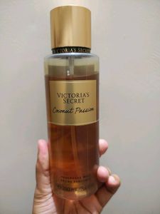 Victoria&#39;s Secret Coconut Passion