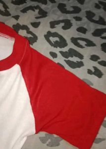 Cute Strawberry Tee❤️