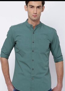 HIGHLANDER Men Green Slim Fit CasualShirt