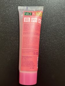 Full Body &amp; Face Cleansing Gel