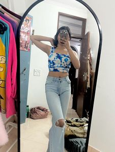 Floral Crop Top - Trendy &amp; Stylish