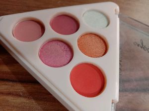 Eye Shadow Palatte