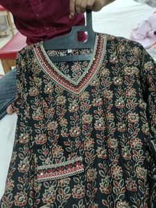 Floral Print Kurta Set