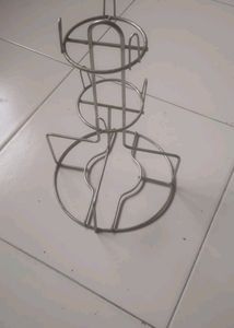Cups Stand