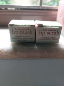 Lip Mask And Scrub