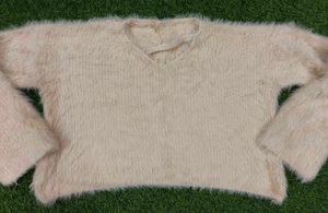New Knit Cropped Sweater
