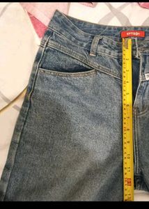 Baggy Light Wash Jeans