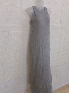 BACK SLIT GREY DRESS