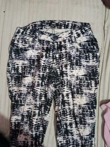 Printed Women's Pants