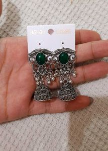 🎀Korean Trendy Earrings And Many More😍🤌🏻