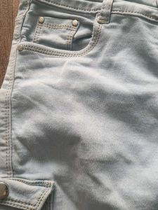 Light Wash Cargo Jeans - Y2K Style