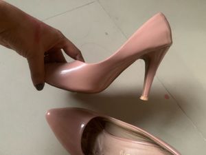 Elegant Pink Berry Heels