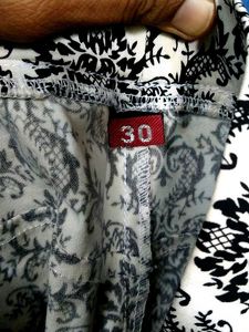 Skinny Jeans ( Balck &amp; White, Stretchable)