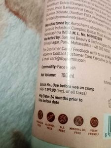 Selling Combo Of 8 Facewash Myglamm Seal Pack