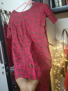 Vintage Red &amp; Gold Print Dress