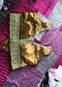 Gold Embellished Blouse💗✨