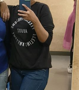 Stylish Black Sweatshirt For Women 🖤