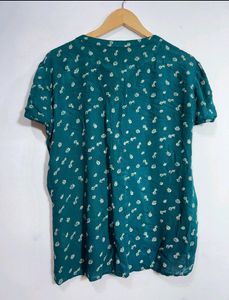Women's Green Top