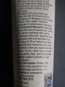 CeraVe Ultra-Light Moisturizing Lotion SPF 30
