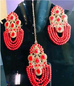 Earrings With Mangtika !! (Red Colour Set )