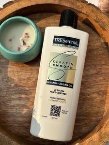 Tresemme Keratin Smooth Conditioner