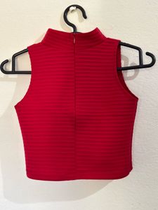 Chic Red Ribbed Sleeveless High-Neck Crop Top