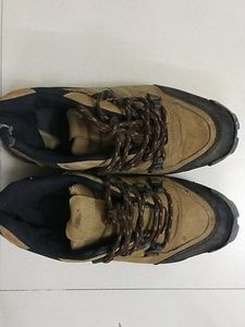 Round-Toe Lace-Up Casual Shoes