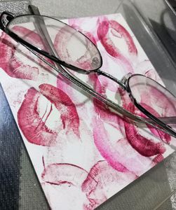 READING GLASSES