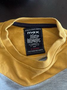 Color Block Crewneck Sweatshirt