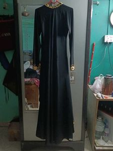 Elegant Black &amp; Gold Ethnic Burqa